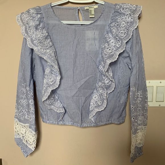 NWT Forever 21 Peasant Top - Picture 1 of 4